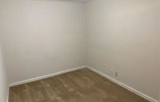 371 Linden Walk