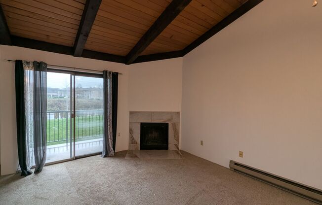 2020 Grant Ave S #M303