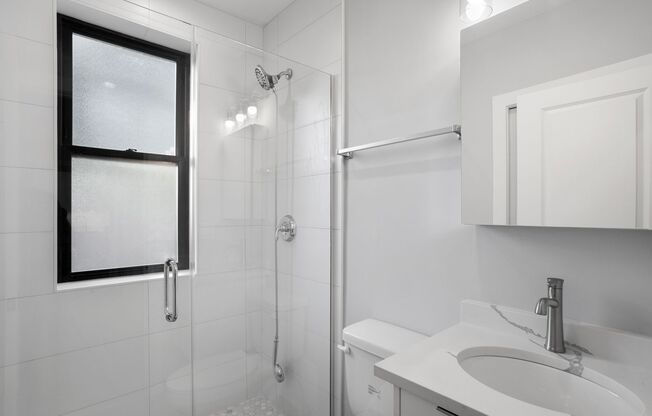 3 beds, 1 bath, 524 sqft, $2,250, Unit 1552-2F