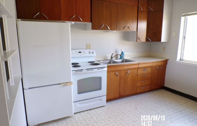 325 SE Bridgeway Ave Corvallis OR