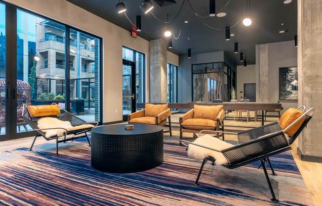 Resident Hub Lounge - Coen & Columbia