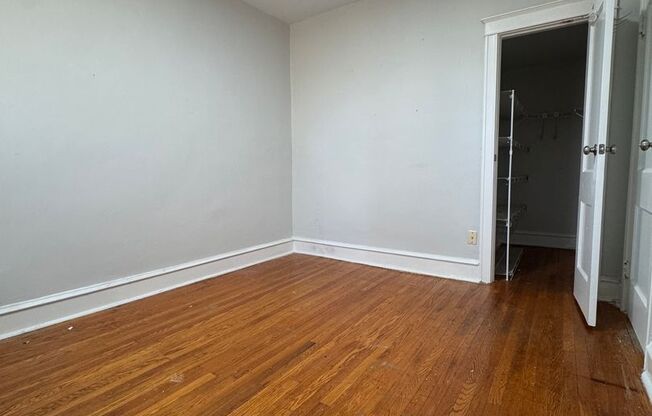 1 bed, 1 bath, $1,325, Unit 31