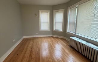 7945-53 S Langley Ave LLC