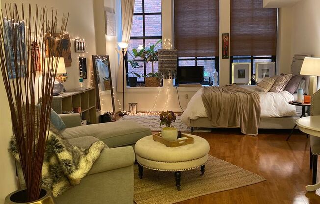 1 bed, 1 bath, $1,375
