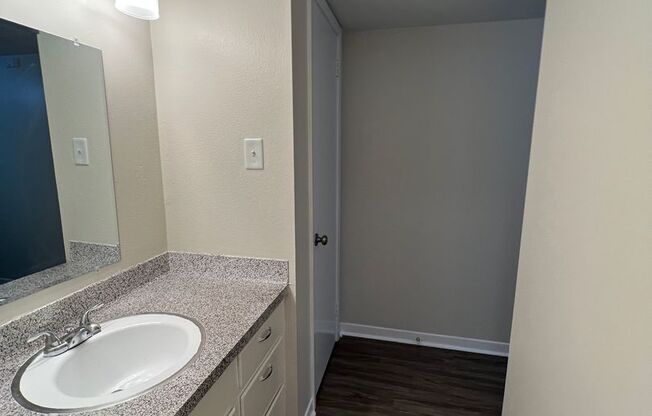 1 bed, 1 bath, $795, Unit WILC4