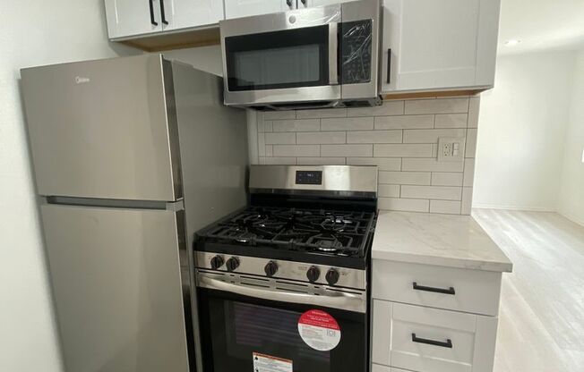 1 bed, 1 bath, 500 sqft, $1,950, Unit 3