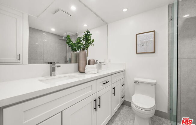 2 beds, 2 baths, 1,410 sqft, $6,500, Unit 5G