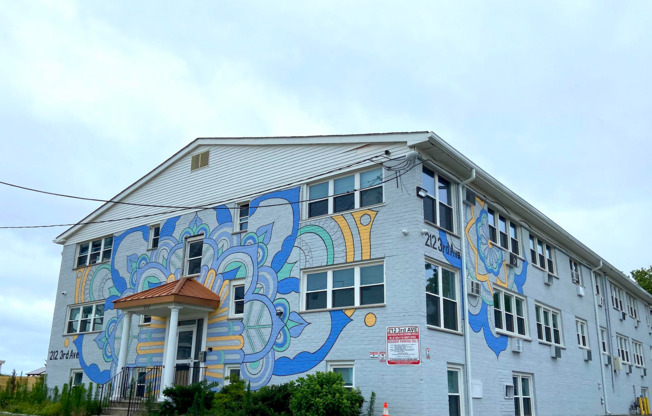 212 3rd Avenue