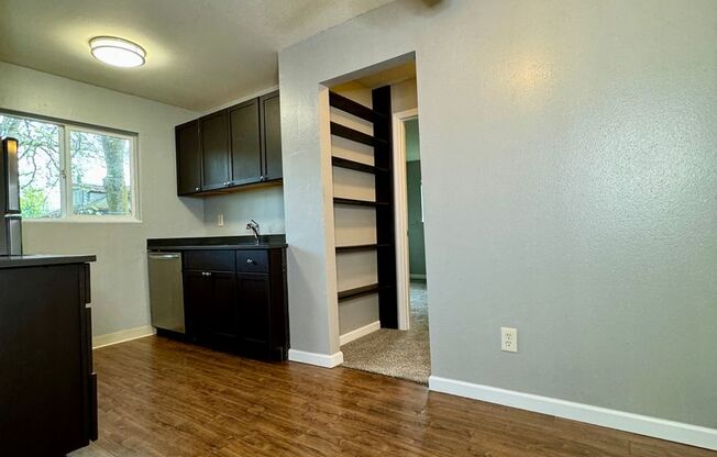 1626-1646 SE Ash St. Portland, OR 97214