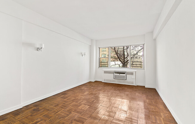 3 beds, 2 baths, 1,250 sqft, $7,500, Unit 3B