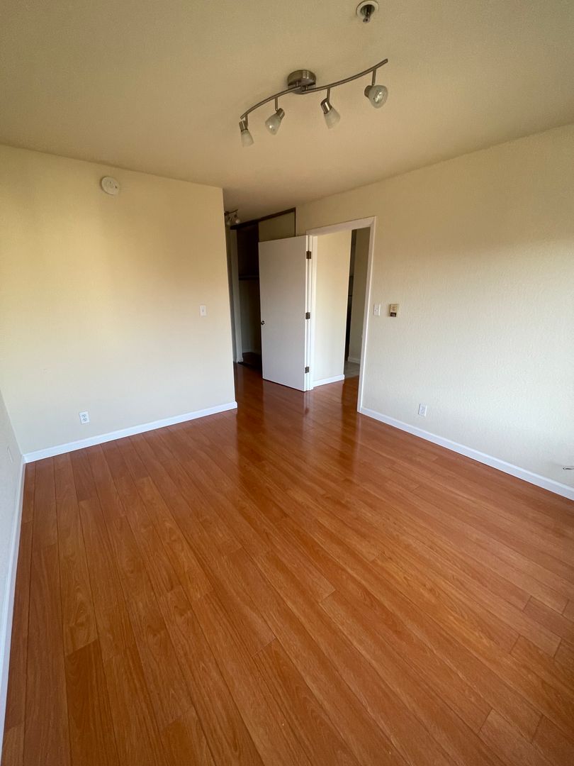 3514 25 ST