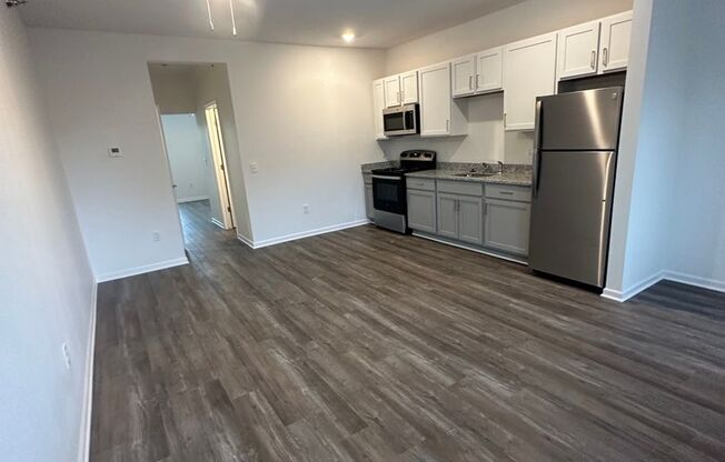 1 bed, 1 bath, 600 sqft, $1,395, Unit 304