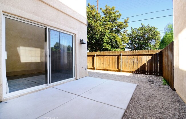 7105 GLADE AVE