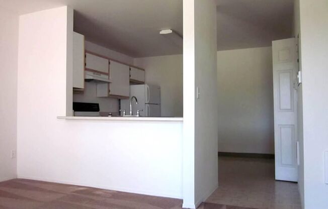 1 bed, 1 bath, 672 sqft, $537, Unit BW0221