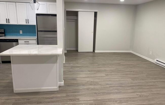 2525 S 5th Street - Ackerman