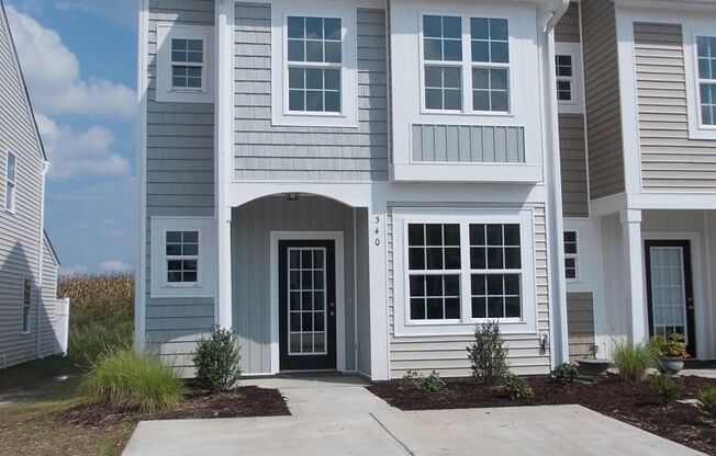 Rare 3 Bedroom townhome between Harrisburg and Concord Mills