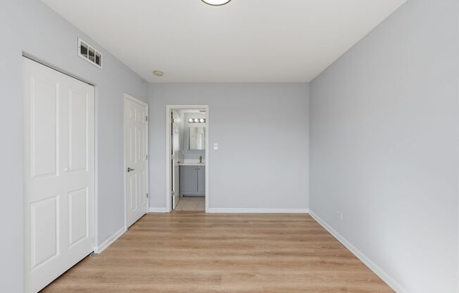 2 beds, 2 baths, 900 sqft, $2,550, Unit 512