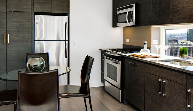 1 bed, 1 bath, 705 sqft, $6,305, Unit 22D