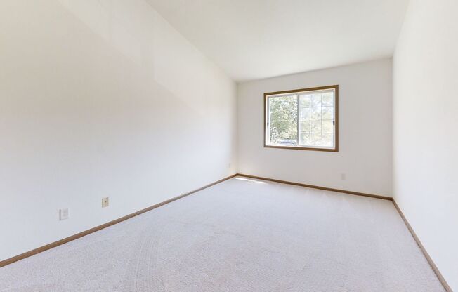 2 beds, 2 baths, $1,850, Unit 14240