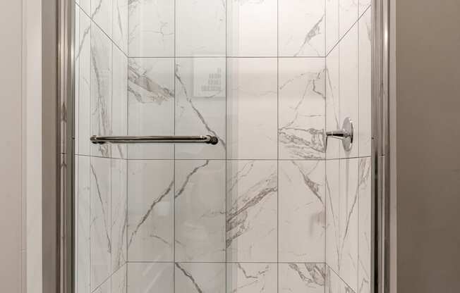 Glass Enclosed Bathtub at The Beeker, Columbus, 43201