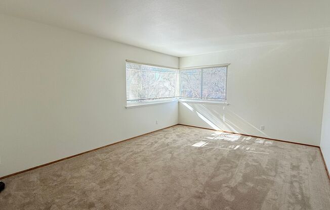2053 Central Ave (LO)