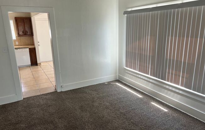 2 beds, 1 bath, $1,650