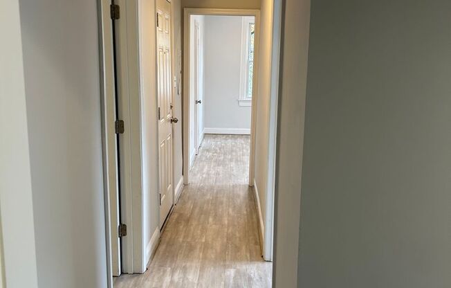 3 beds, 1 bath, 750 sqft, $2,000, Unit 3