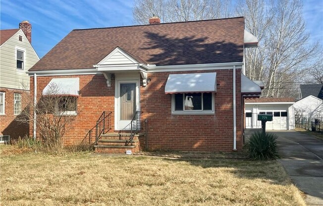 771 E 256 ST