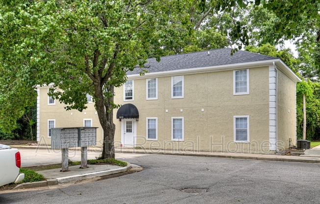 940 STEVENS CRK RD