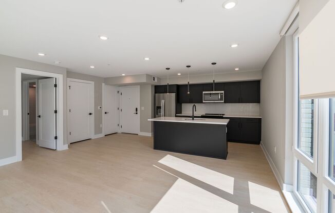 1 bed, 1 bath, 761 sqft, $1,850, Unit 300
