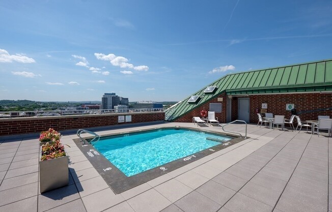 2 beds, 1.5 baths, 769 sqft, $3,000, Unit 612