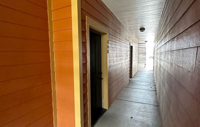 3 beds, 2 baths, $1,795, Unit 104