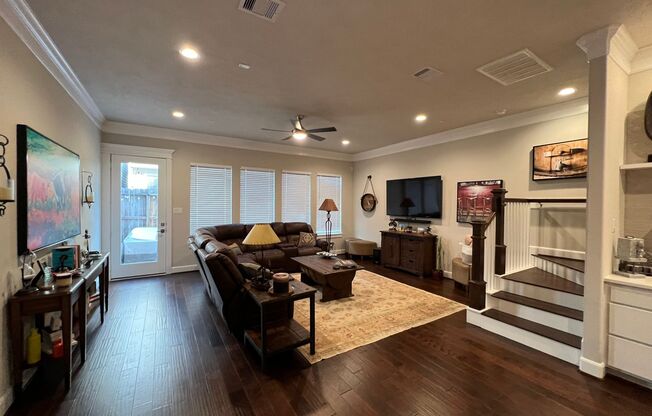Stunning 3/2.5/2 Craftsman home in highly desirable and sought after Heights Location!