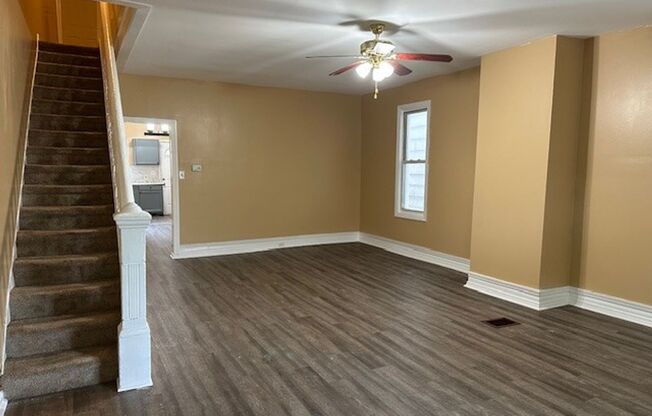 703 N 18 ST