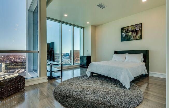 3 beds, 5 baths, $18,975, Unit # 4305