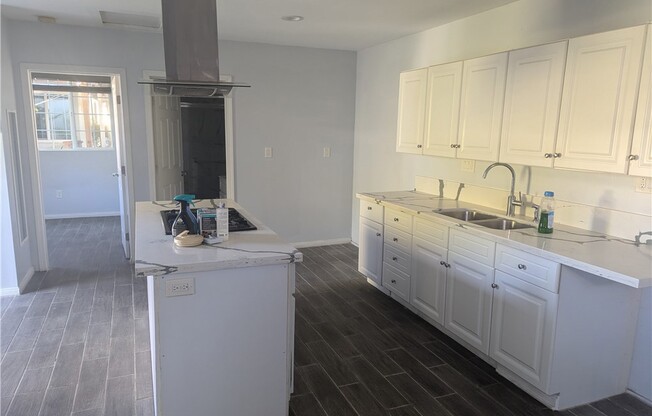 1 bed, 1 bath, 500 sqft, $1,699