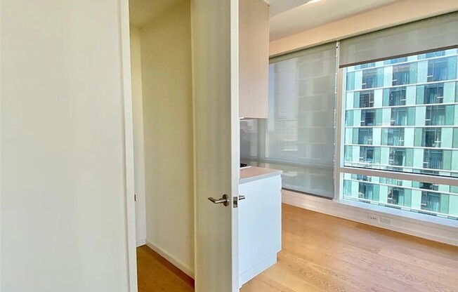 1 bed, 1.5 baths, 937 sqft, $4,150, Unit 1828