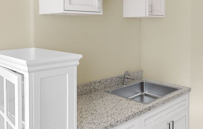 1 bed, 1 bath, 617 sqft, $1,850, Unit Wellington 908