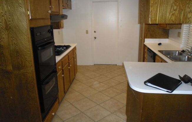 3 beds, 2 baths, $3,500