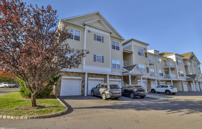 Remodeled Condo With Storage Unit