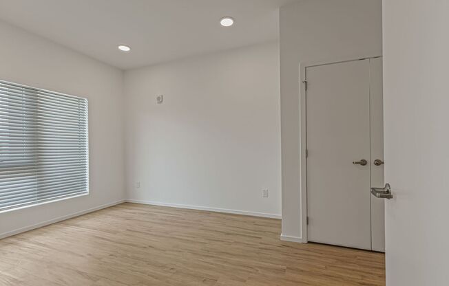 1 bed, 1 bath, 523 sqft, $1,295, Unit 101