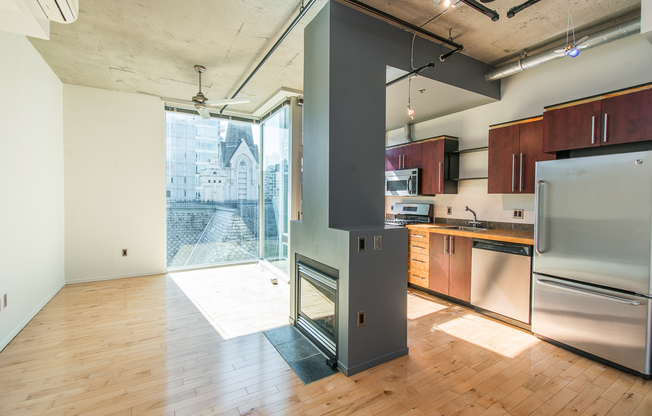 1410 SW 11th Avenue #405