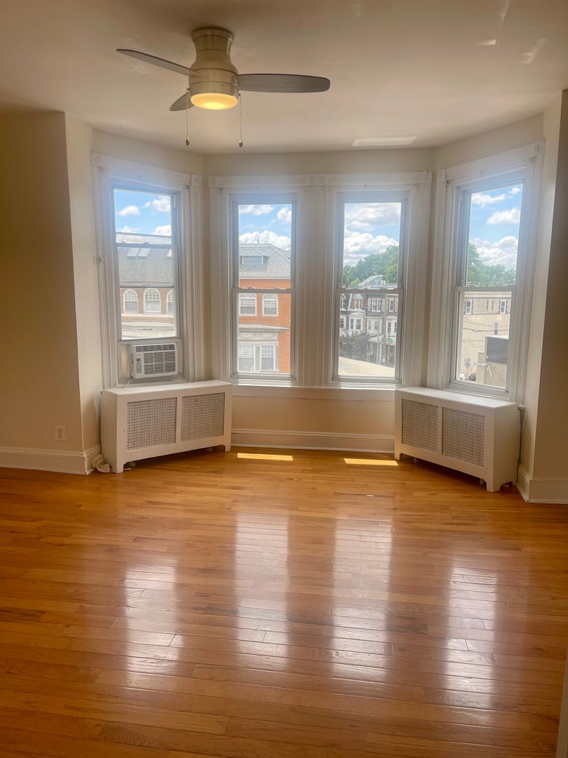 4837 Baltimore