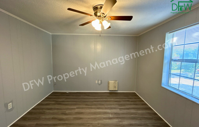 2 beds, 1 bath, $1,025