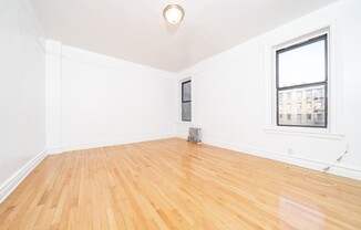 1 bed, 1 bath, $1,800, Unit 2D