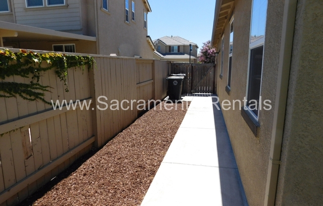 3 beds, 2 baths, $2,595