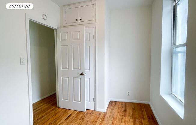 57 W 106 ST