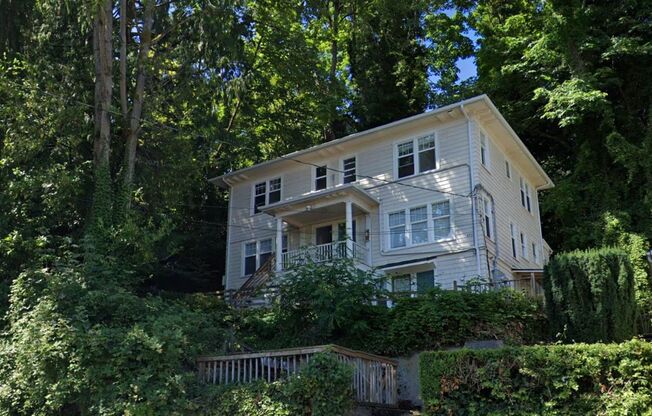 L3026 - 4755 22nd Ave NE