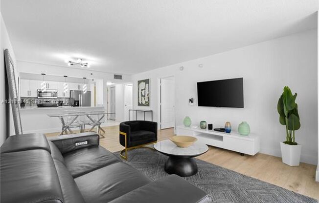 1 bed, 1 bath, $3,500, Unit # 1907