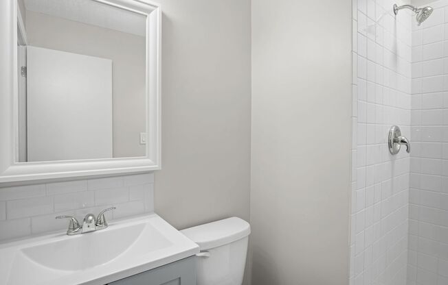 Wornall Place Apartments & Townhomes